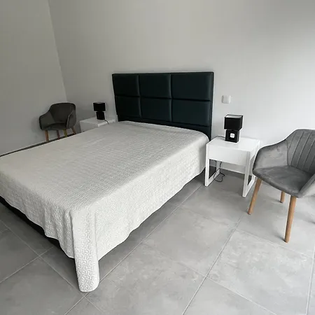 Villa Elodie Piscine Prive, Parking