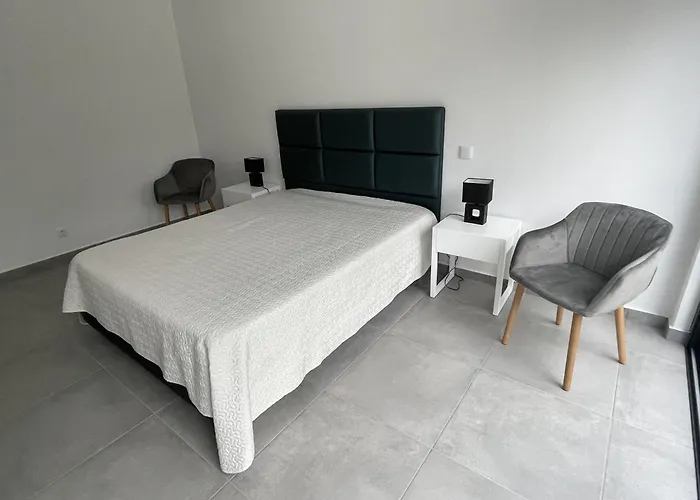 Elodie Piscine Prive, Parking Portimao