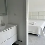 Elodie Piscine Prive, Parking * ポルティマン