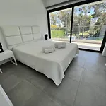 Elodie Piscine Prive, Parking ポルティマン