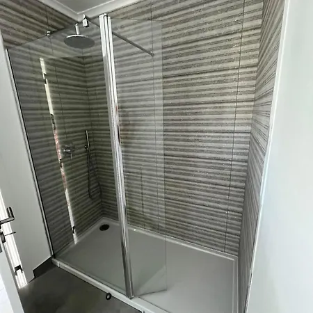 Villa Elodie Piscine Privé, Parking
