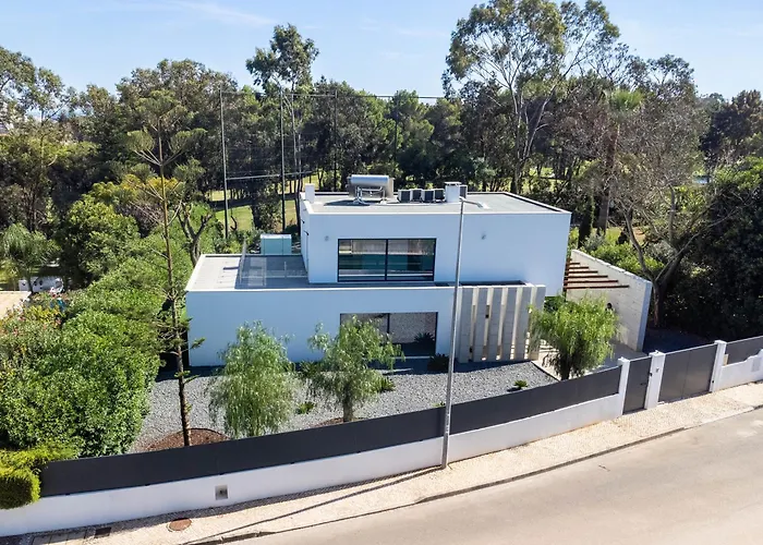 Villa Elodie Piscine Prive, Parking